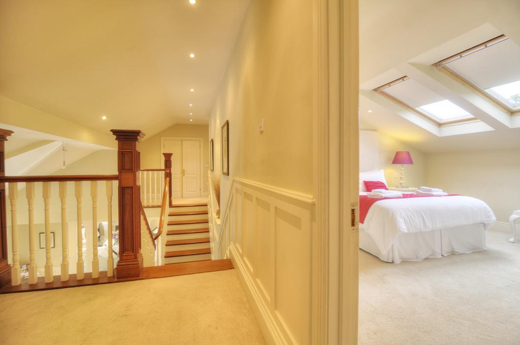 Lakeview Lodge B&B เบลสซิงตัน ห้อง รูปภาพ