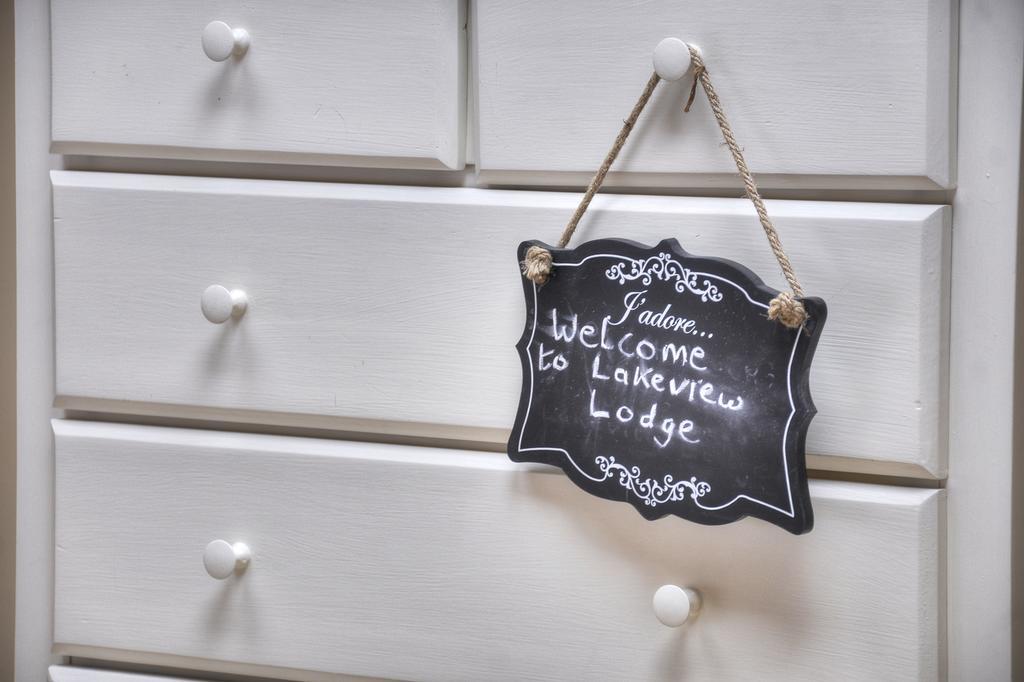 Lakeview Lodge B&B เบลสซิงตัน ห้อง รูปภาพ